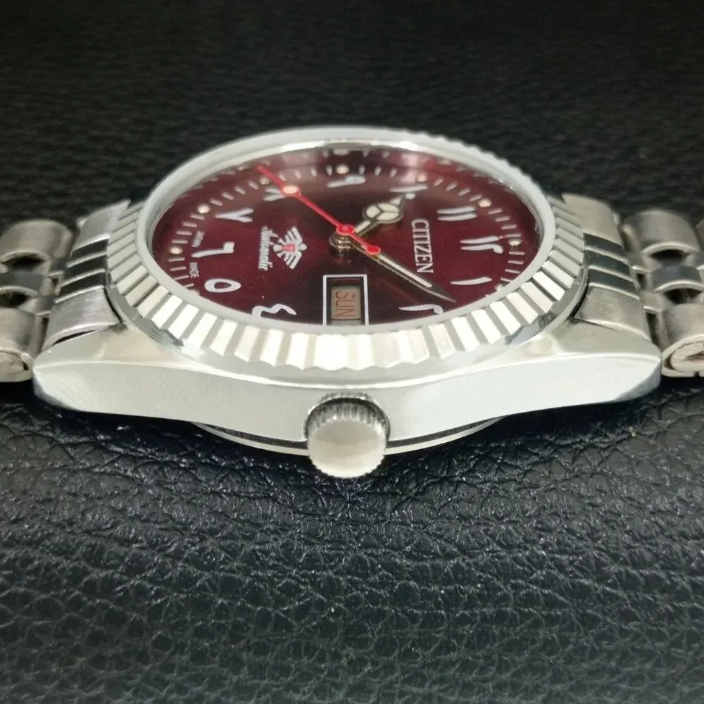 Vintage 1978 Citizen Automatic Mens Silver Watch W/daydate & Red accents